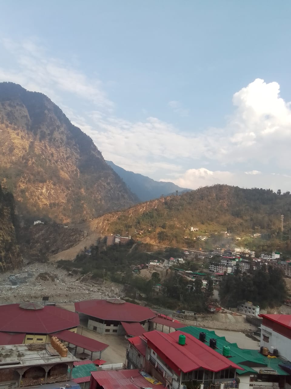 Sunrise over Himalayan peaks